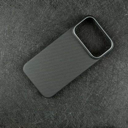 Premium Aramid Fiber Case – iPhone 17 Pro